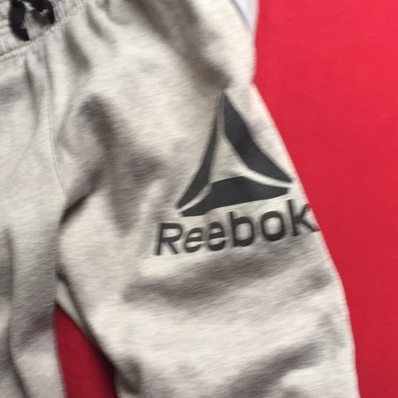 Reebok sweatpants - Picture 3 of 3